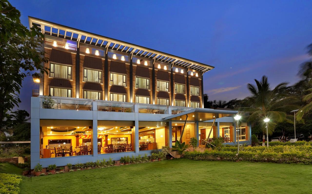 Mayur Aaditya Resort Dharwad Eksteriør bilde